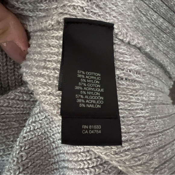 Kenneth Cole Reaction LG Sweater Heather Gray Faux epaulets Mock Neck 1/4 Zip EC - Picture 2 of 8